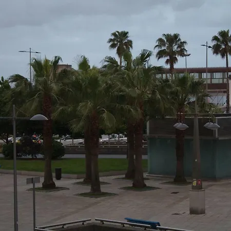 Royalty Albergue Santander