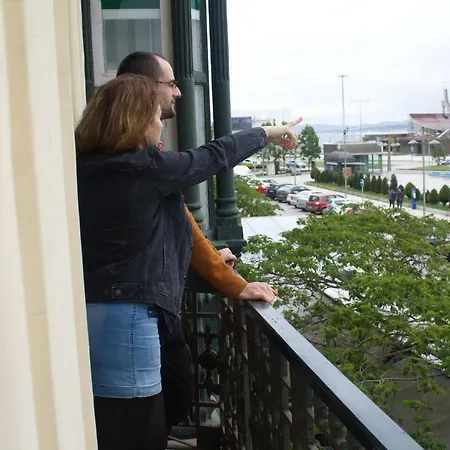 Royalty Albergue * Santander