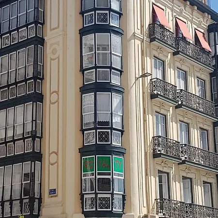 Albergue Royalty Albergue *