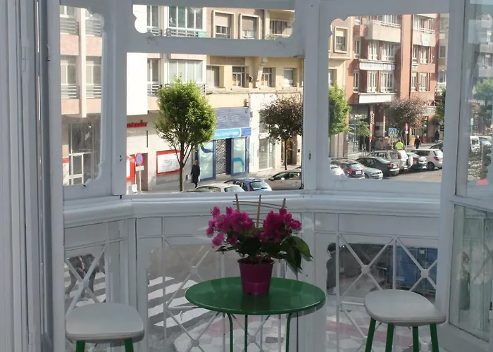 Hostal Royalty Albergue Santander