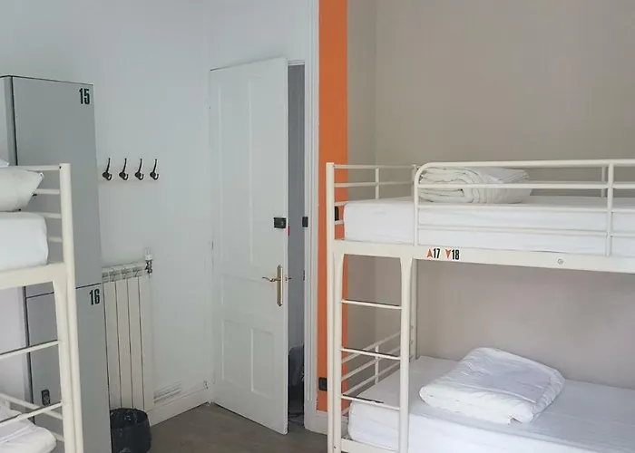 Royalty Albergue * Santander